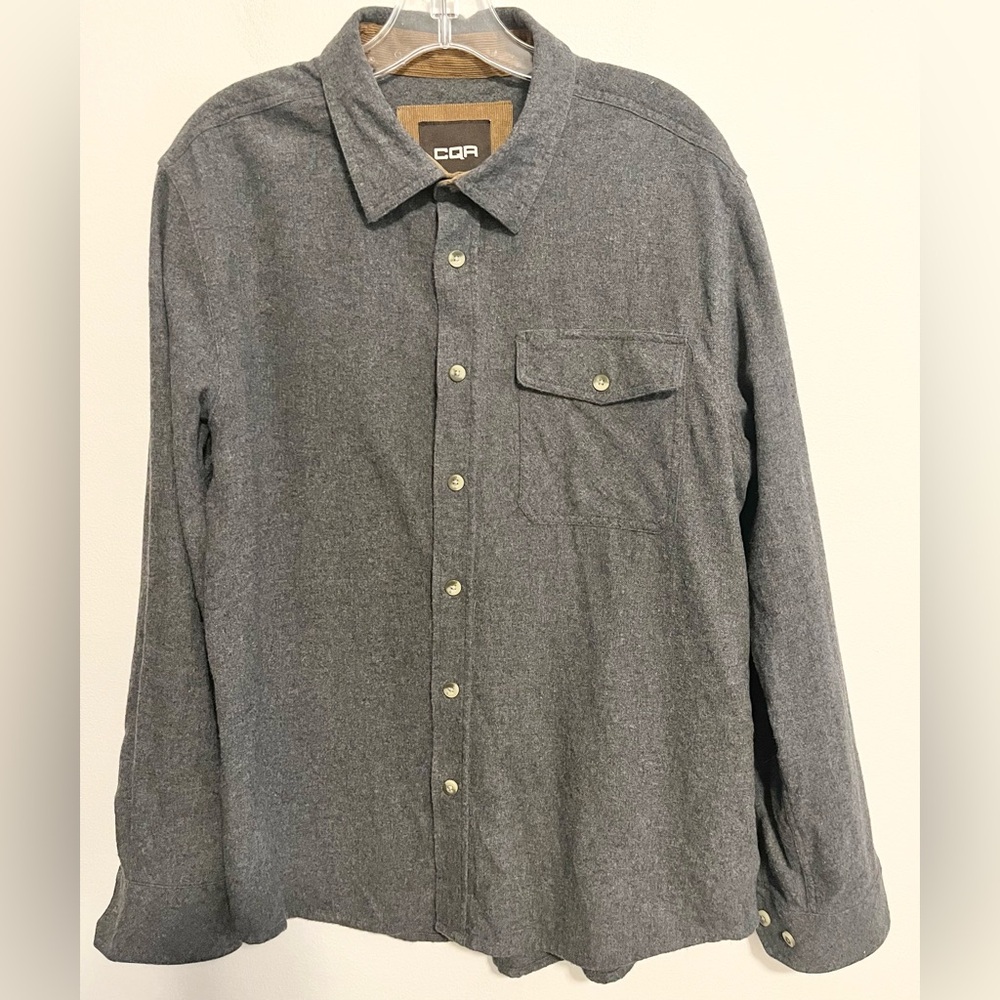 CQR Men’s Button Down Flannel Shirt in Gray. Chest Pocket, Curved Hem. Size L